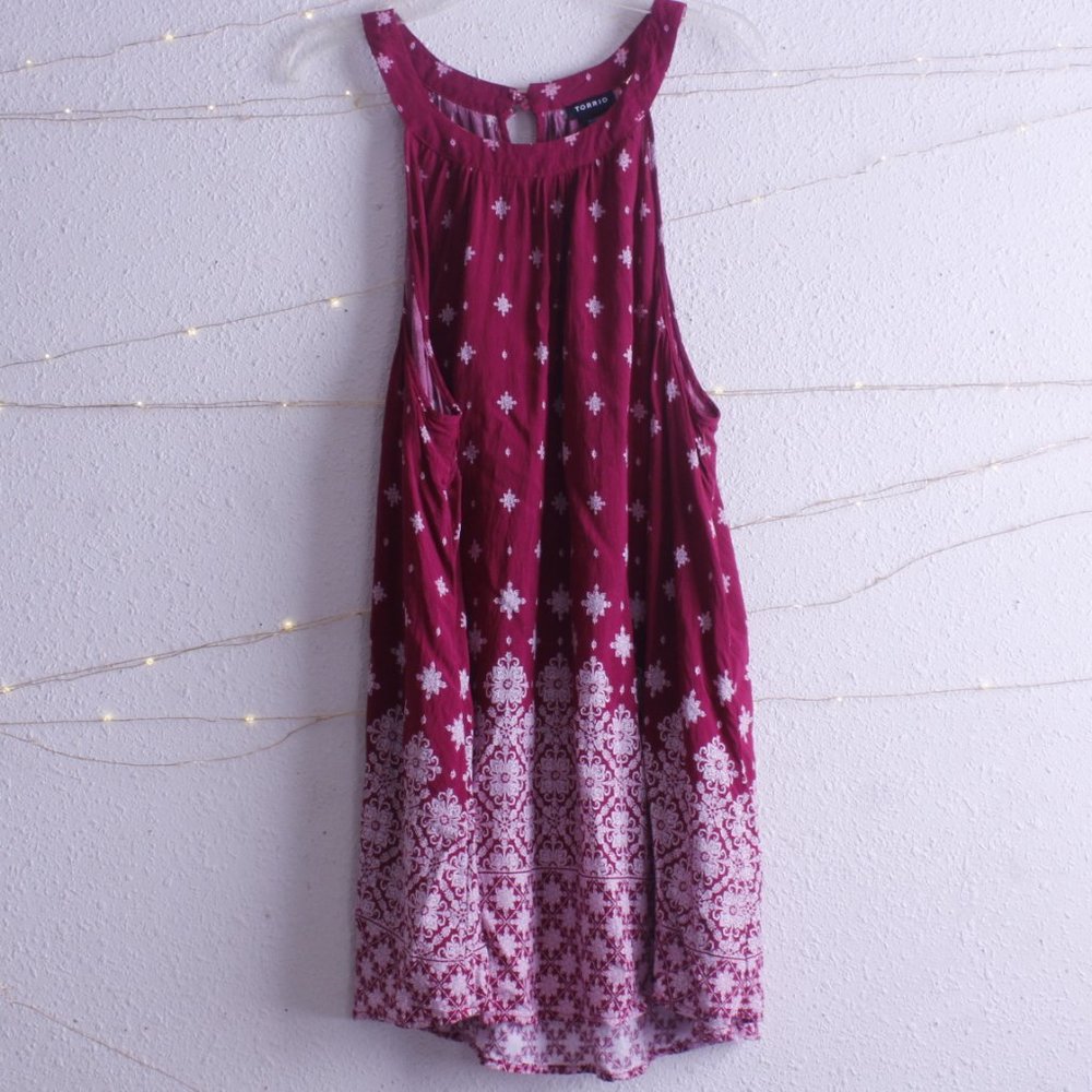 Torrid Size 2X Pink and White Tunic